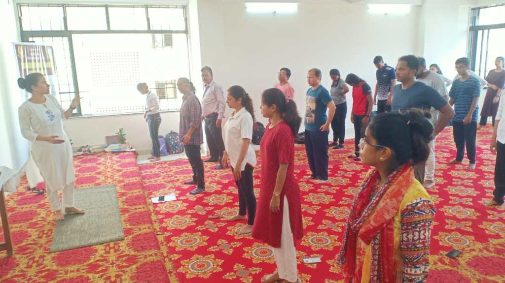 भागुबाई चांगु ठाकूर विधी महाविद्यालयात ‘आंतरराष्ट्रीय योग दिन’ उत्साहात&nbsp;साजरा