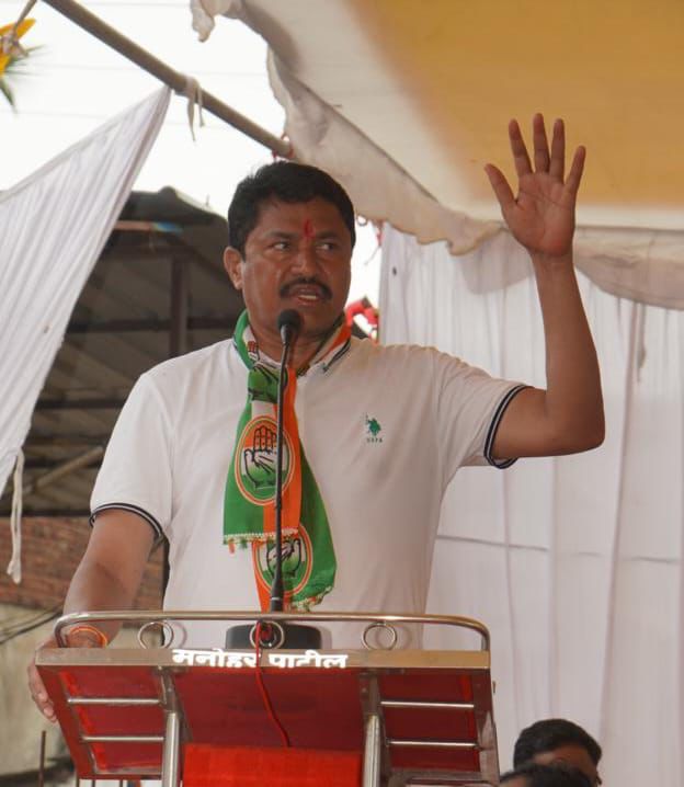 पंधरा हजार शाळा बंद करण्यासंदर्भात मुख्यमंत्री व उपमुख्यमंत्र्यांनी खुलासा करावा- नाना&nbsp;पटोले