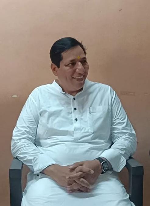 प्रकल्पग्रस्तांची बांधकामे जमिनीच्या मालकी हक्कासह नियमित करून शासन निर्णयाची अंमलबजावणी करावी – मा.आ. संदीप&nbsp;नाईक