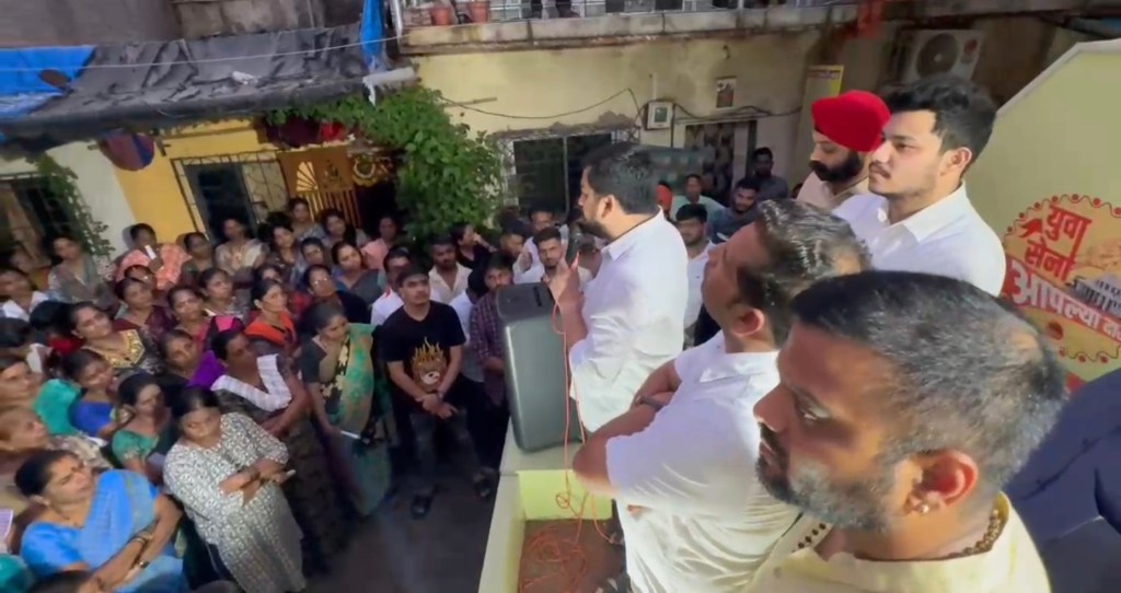 युवा सेनेने जनता दरबार भरवून जनसमस्या&nbsp;सोडवाव्यात