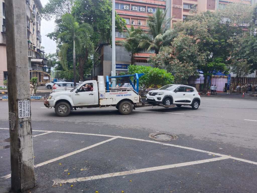 VIPच्या ताफ्यामुळे ‘वाशी’करांमध्ये संताप; तर, वाहतूक पोलिसांच्या मनमानी&nbsp;कारभार