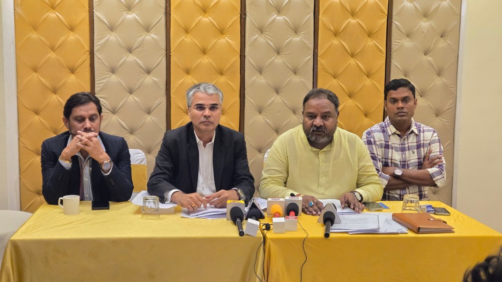 मुंबई उच्च न्यायालयाने शिपिंग महासंचालनालयाच्या परिपत्रकावर दिली ‘स्थगिती’