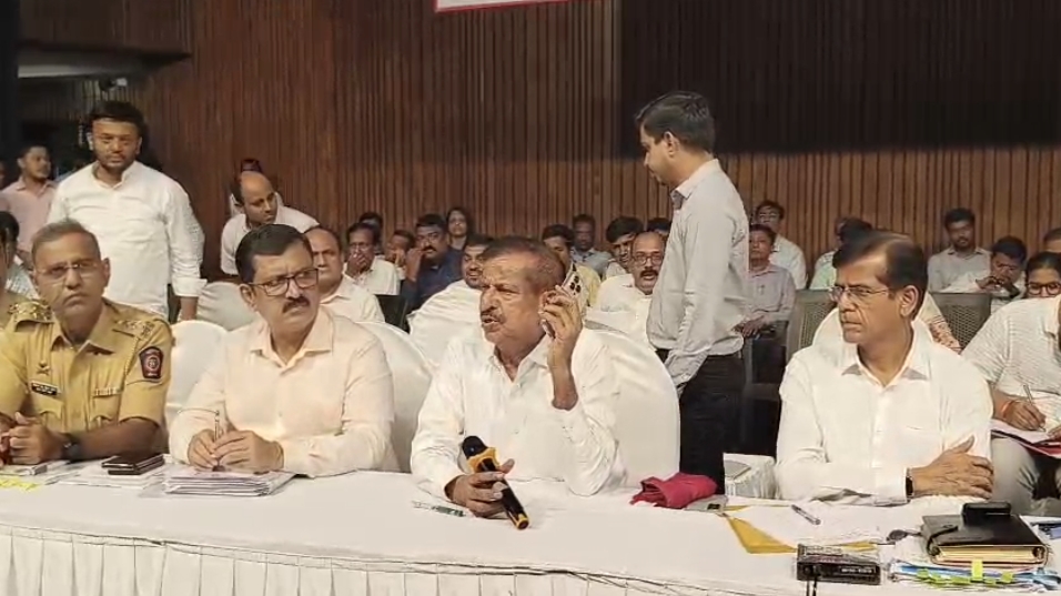 ठाण्यात वनमंत्री गणेश नाईक यांच्या जनता दरबाराचे&nbsp;आयोजन