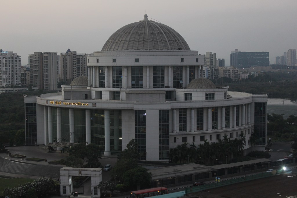 कामाची आवश्यकता लक्षात घेऊनच नागरी सुविधांची पूर्तता; नवी मुंबई महानगरपालिकेचे&nbsp;स्पष्टीकरण