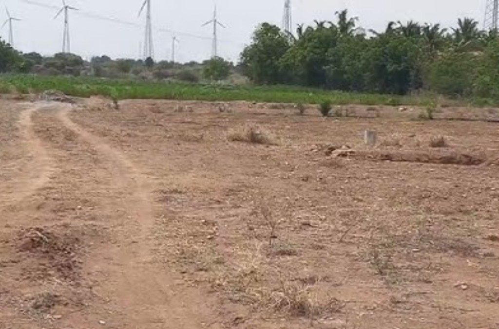 प्रकल्प बाधित जमीन ‘भरपाई की&nbsp;शाप?’